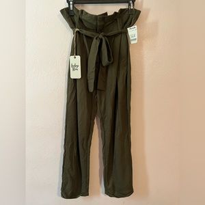 Indigo Rein, green pants, size 9 for women, new with tags